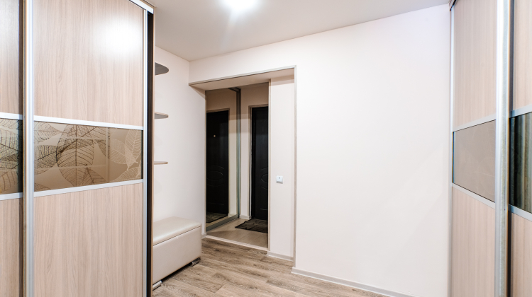 2х-ком квартира, ул. театральная, д. 42/4