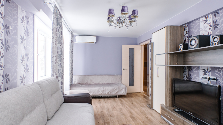 2х-ком квартира, ул. театральная, д. 42/4